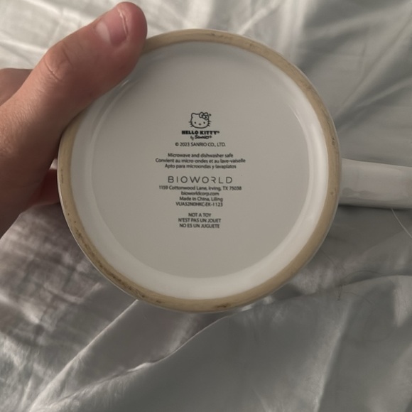 Hello kitty valentines mug - Picture 3 of 7